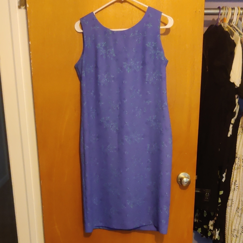 Leslie Fay Lavender Floral Midi Dress